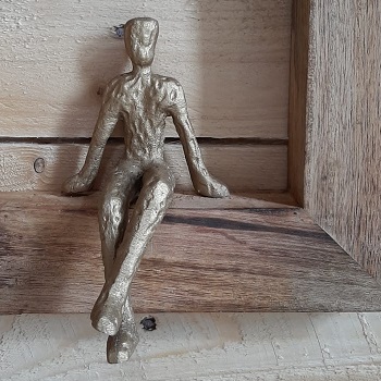 Wandversiering lijst Human naturel hout, 2-delig Deze leuke authentieke wandversiering bestaat uit twee houten sierlijsten, beiden met een 3D figuur