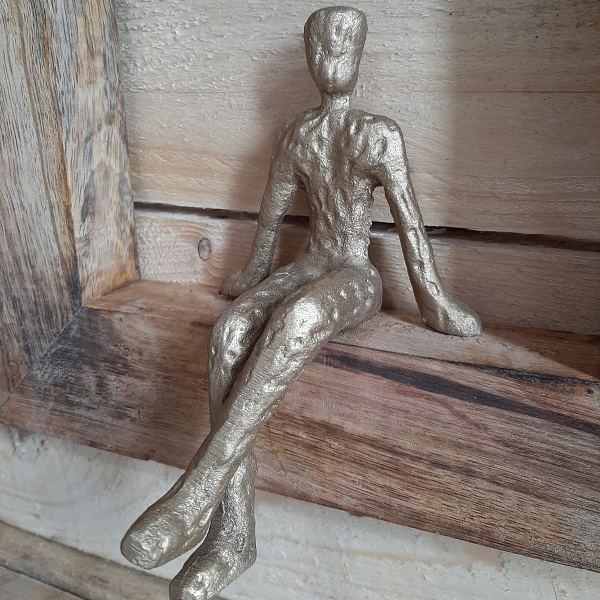 Wandversiering lijst Human naturel hout, 2-delig Deze leuke authentieke wandversiering bestaat uit twee houten sierlijsten, beiden met een 3D figuur